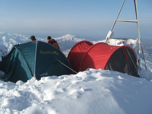 Утро на вершине Чимгана (3309 м.) зимой